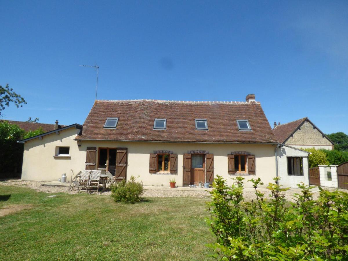 La Pause Campagne Villa Pullay Exterior photo